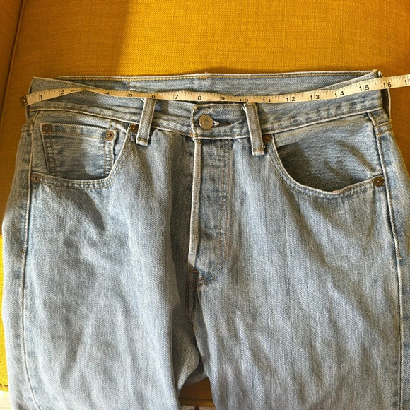 Levi’s 501 authentically worn in and perfectly faded jeans size 30 - Picture 9 of 16